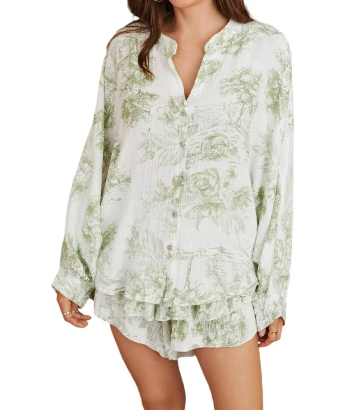 White goose downFloral Button Down Hi-Lo Top In White/green