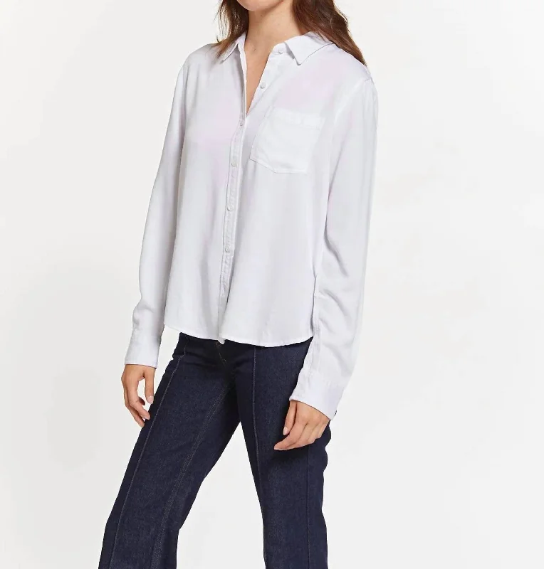 UV resistancePenny The Classic Button Down Top In White